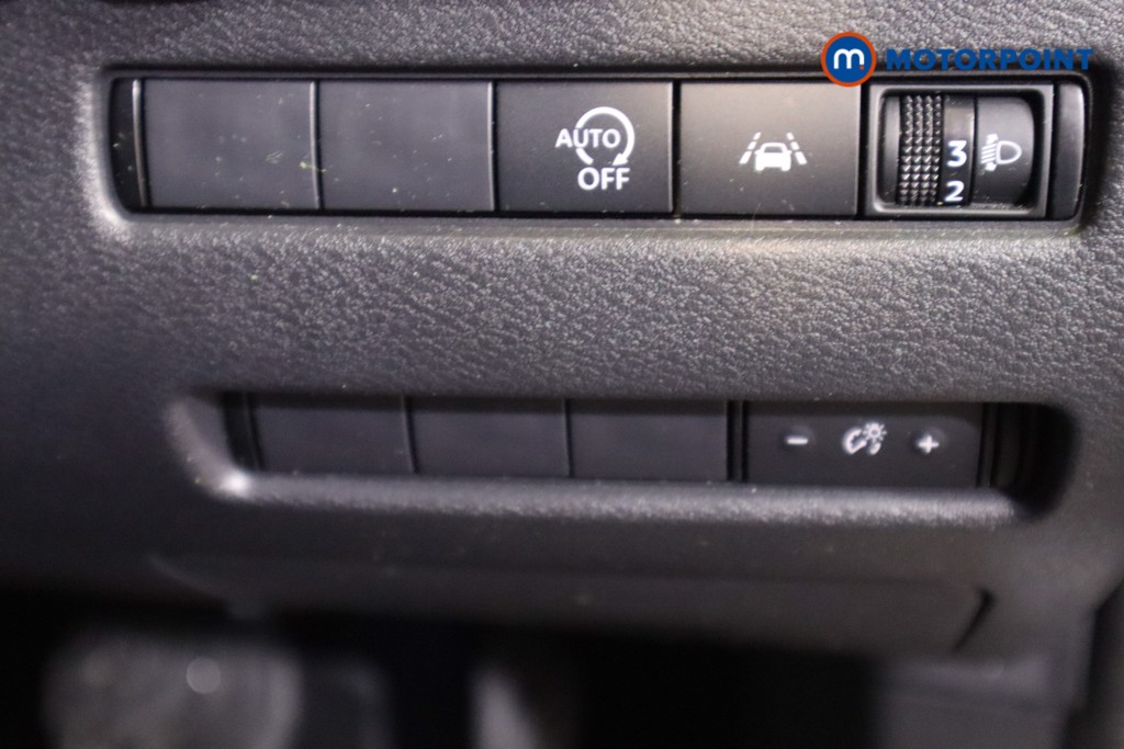 Nissan Qashqai Acenta Premium Automatic Petrol SUV - Stock Number (1587640) - 16th supplementary image