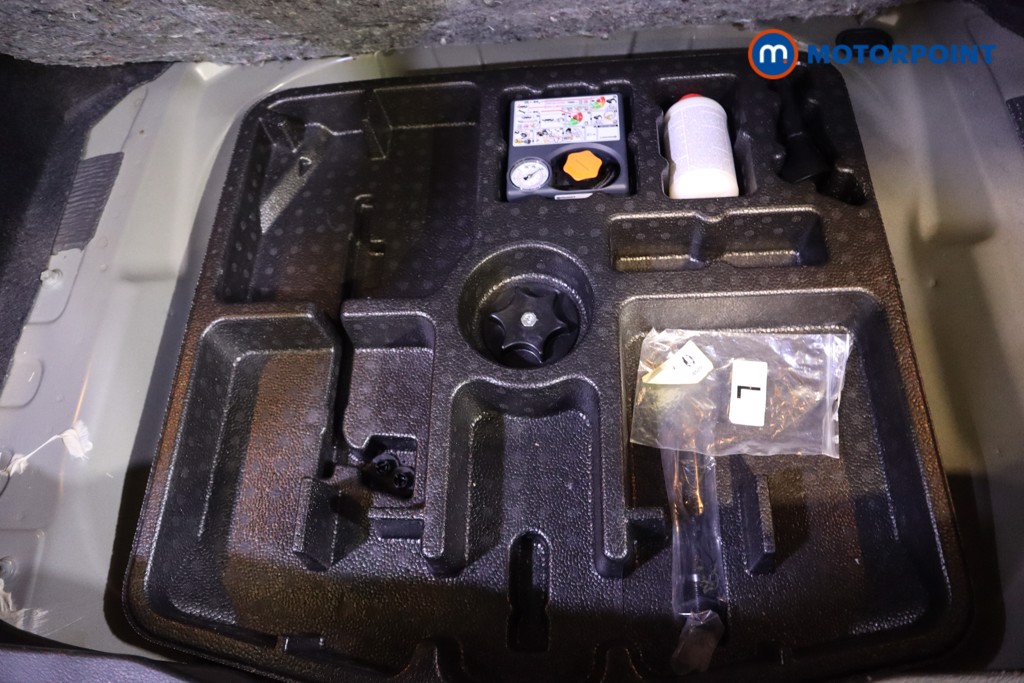 Nissan Qashqai Acenta Premium Automatic Petrol SUV - Stock Number (1587640) - 27th supplementary image