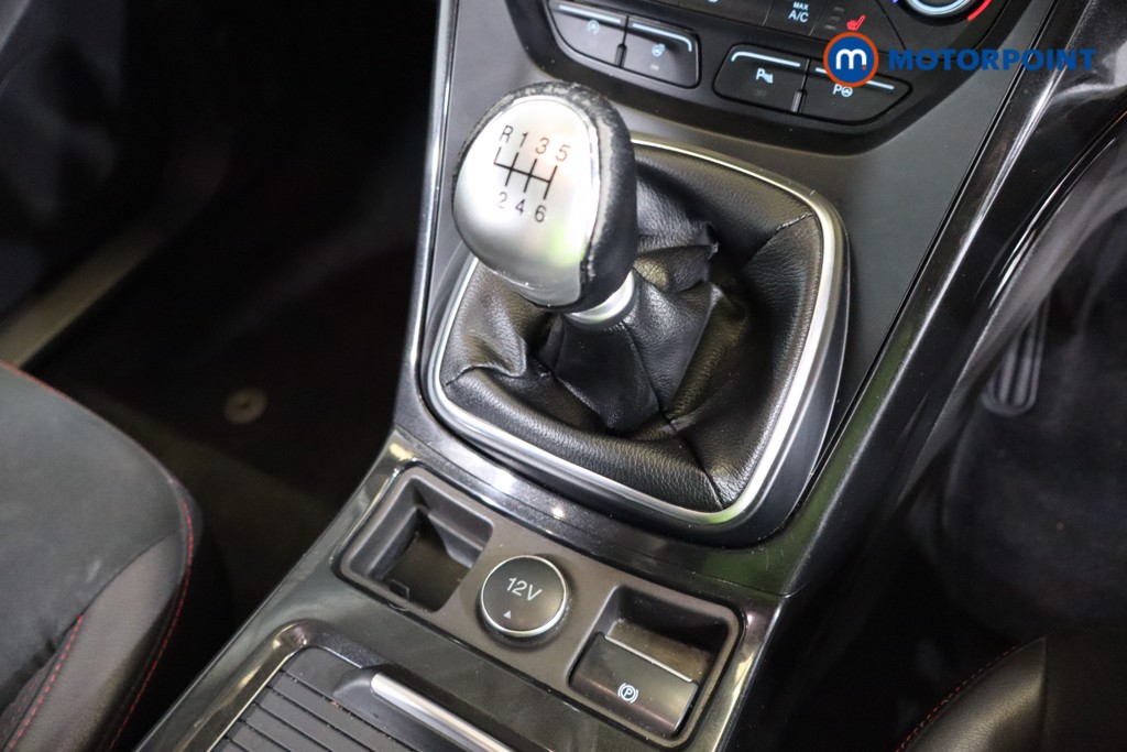 Ford Kuga St-Line Edition Manual Petrol SUV - Stock Number (1537585) - 12th supplementary image