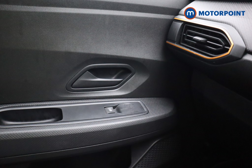 Dacia Sandero Stepway Essential Manual Petrol Hatchback - Stock Number (1543595) - 11th supplementary image