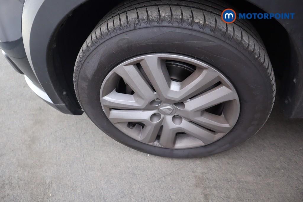 Dacia Sandero Stepway Essential Manual Petrol Hatchback - Stock Number (1543595) - 26th supplementary image
