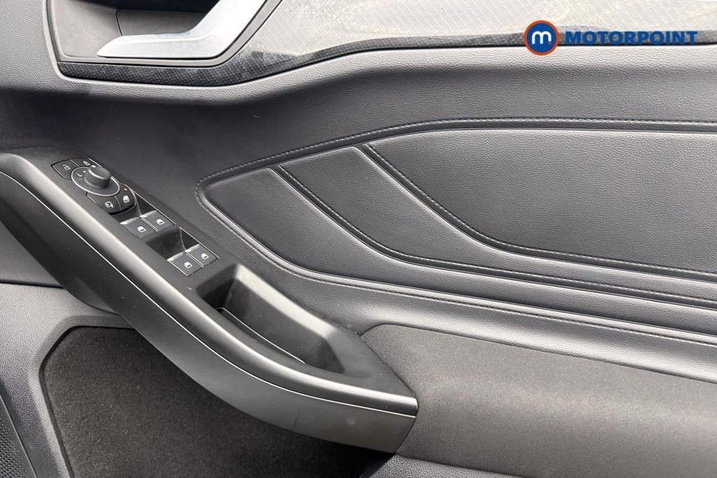 Ford Focus St-Line Manual Petrol Hatchback - Stock Number (1558479) - 19th supplementary image