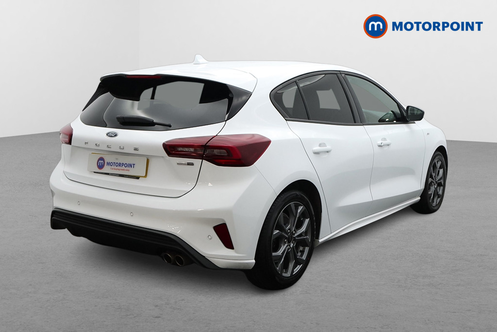 Ford Focus St-Line Manual Petrol Hatchback - Stock Number (1558479) - Drivers side rear corner