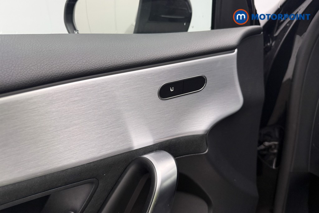 Mercedes-Benz A Class Amg Line Automatic Petrol Plug-In Hybrid Saloon - Stock Number (1567843) - 3rd supplementary image