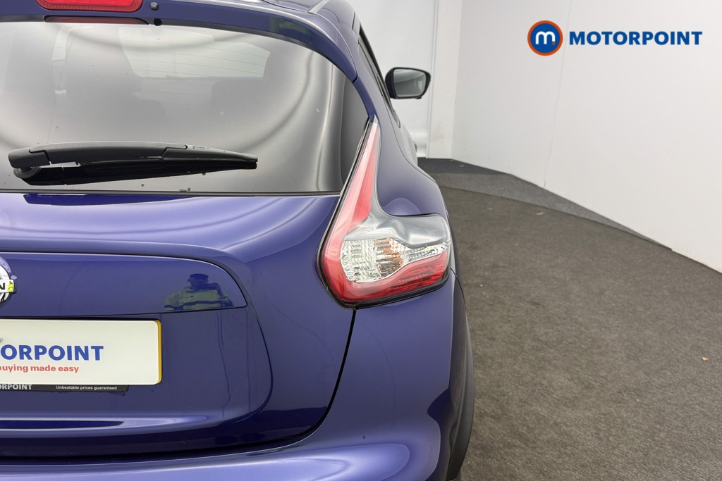 Nissan Juke Tekna Manual Petrol SUV - Stock Number (1567915) - 8th supplementary image
