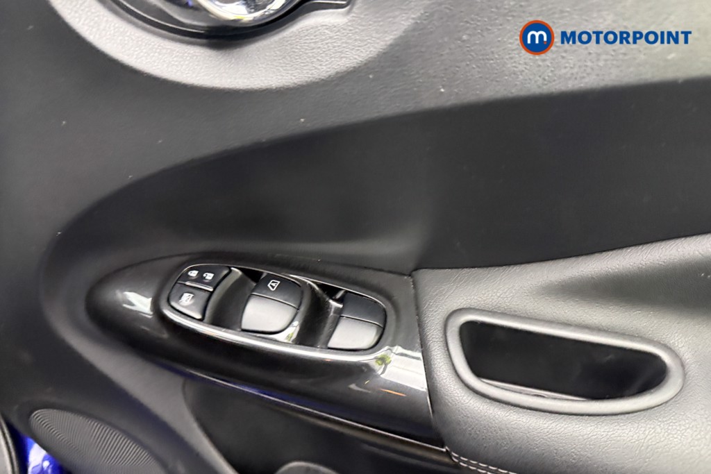 Nissan Juke Tekna Manual Petrol SUV - Stock Number (1567915) - 15th supplementary image