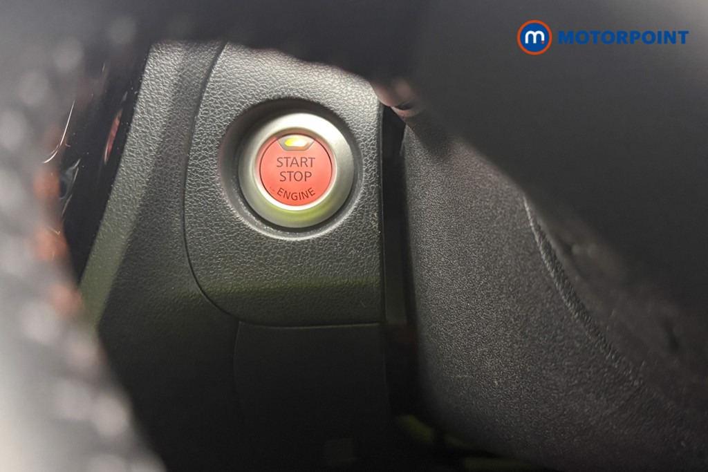 Nissan Juke Tekna Manual Petrol SUV - Stock Number (1567915) - 20th supplementary image
