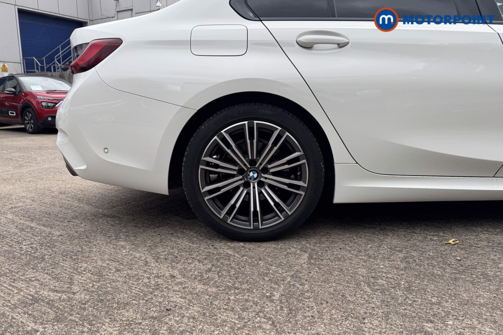 BMW 3 Series M Sport Automatic Petrol Saloon - Stock Number (1567918) - 3rd supplementary image