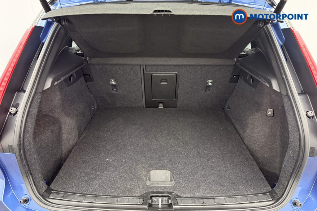 Volvo Xc40 R Design Pro Automatic Petrol SUV - Stock Number (1569254) - 23rd supplementary image