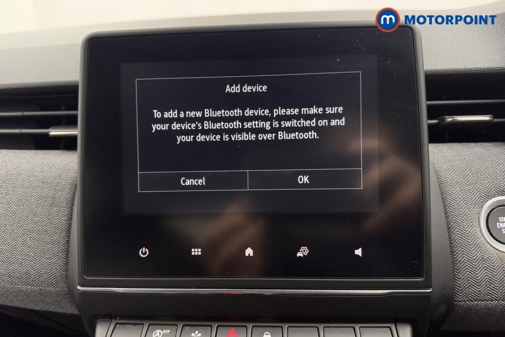 Renault Clio Techno Manual Petrol Hatchback - Stock Number (1570191) - 9th supplementary image