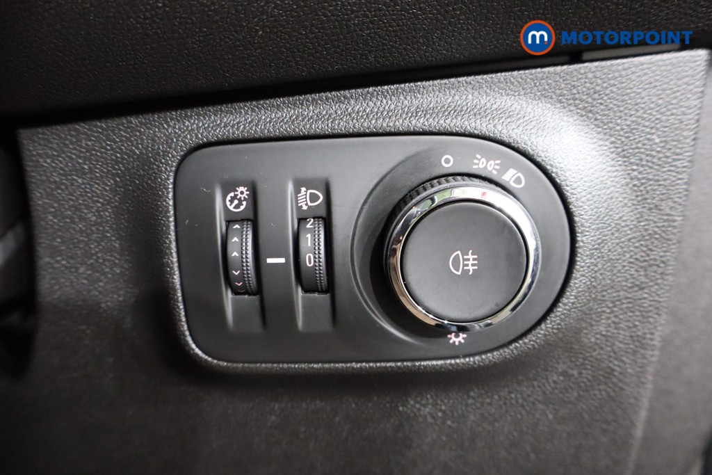 Vauxhall Adam Griffin Manual Petrol Hatchback - Stock Number (1572398) - 17th supplementary image