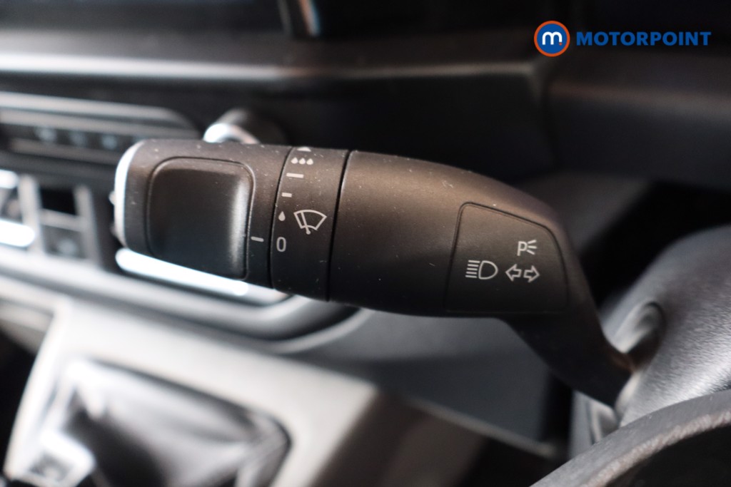 Ford Transit Custom Limited Manual Diesel Panel Van - Stock Number (1572749) - 24th supplementary image