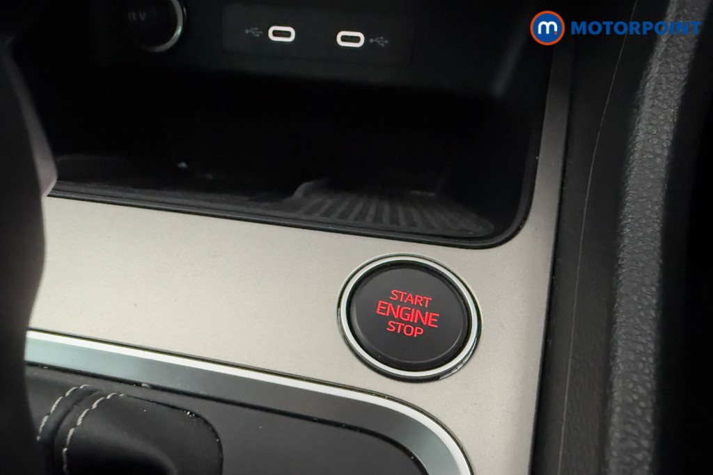 Seat Ateca Xperience Automatic Petrol SUV - Stock Number (1573855) - 15th supplementary image