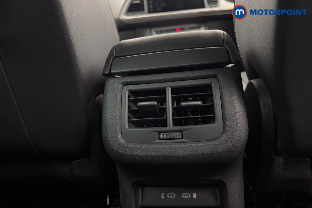 Seat Ateca Xperience Automatic Petrol SUV - Stock Number (1573855) - 25th supplementary image