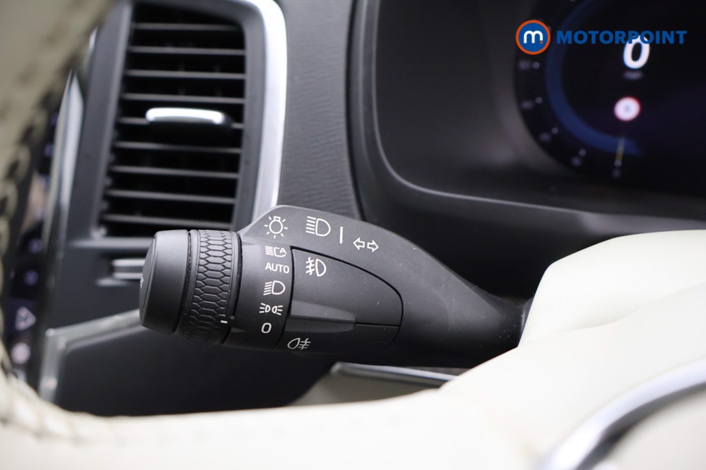 Volvo Xc90 Core Automatic Petrol Plug-In Hybrid SUV - Stock Number (1575764) - 6th supplementary image