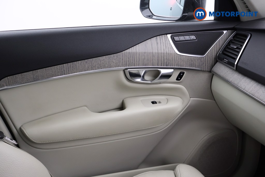 Volvo Xc90 Core Automatic Petrol Plug-In Hybrid SUV - Stock Number (1575764) - 13th supplementary image