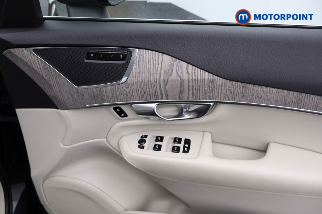 Volvo Xc90 Core Automatic Petrol Plug-In Hybrid SUV - Stock Number (1575764) - 15th supplementary image
