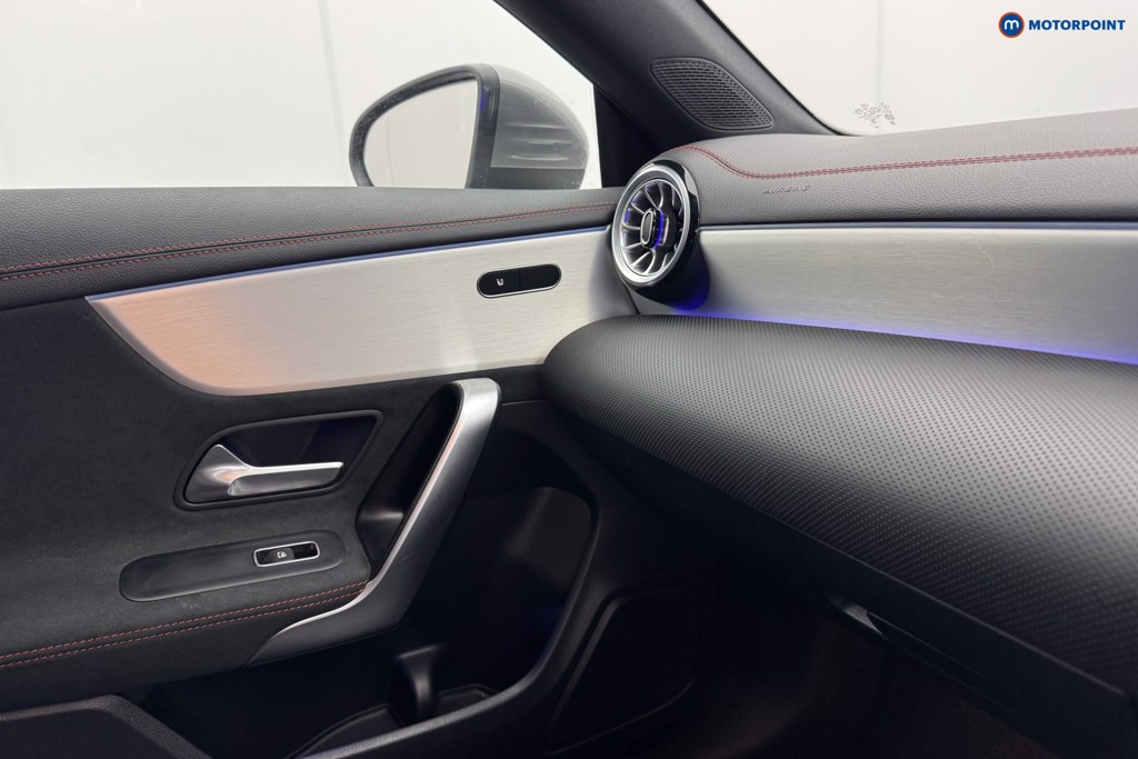 Mercedes-Benz CLA Amg Line Automatic Petrol Estate - Stock Number (1577100) - 18th supplementary image