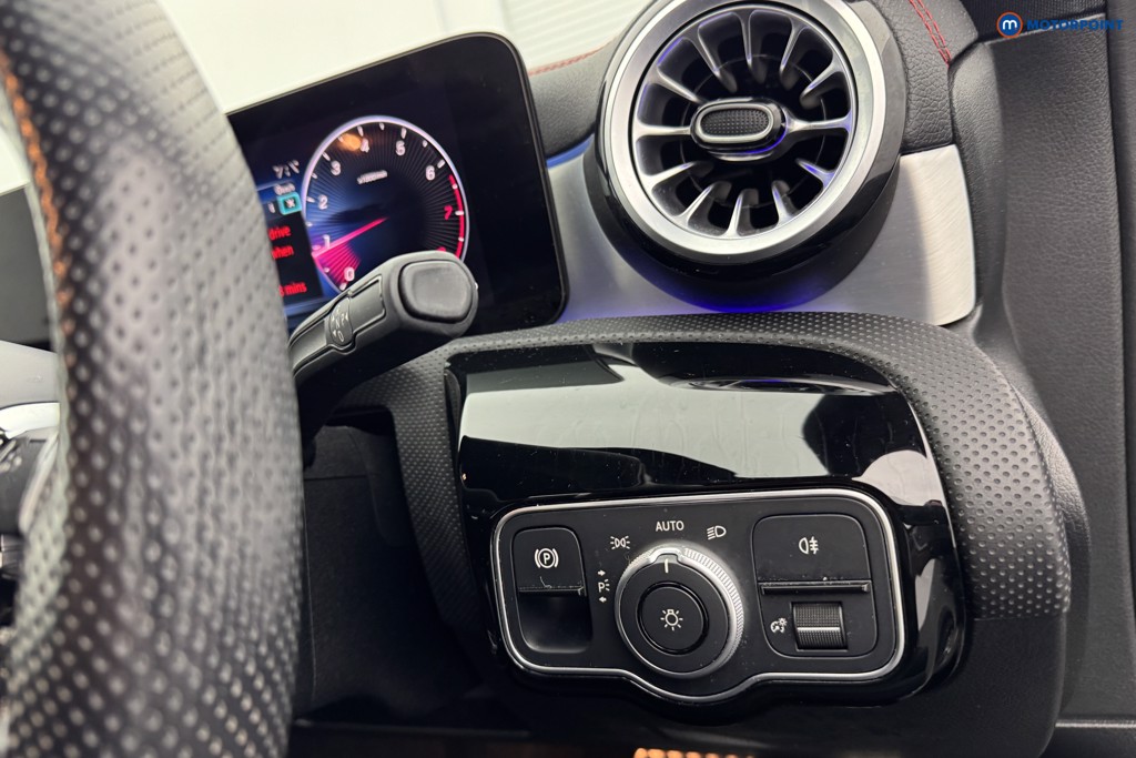 Mercedes-Benz CLA Amg Line Automatic Petrol Estate - Stock Number (1577100) - 21st supplementary image