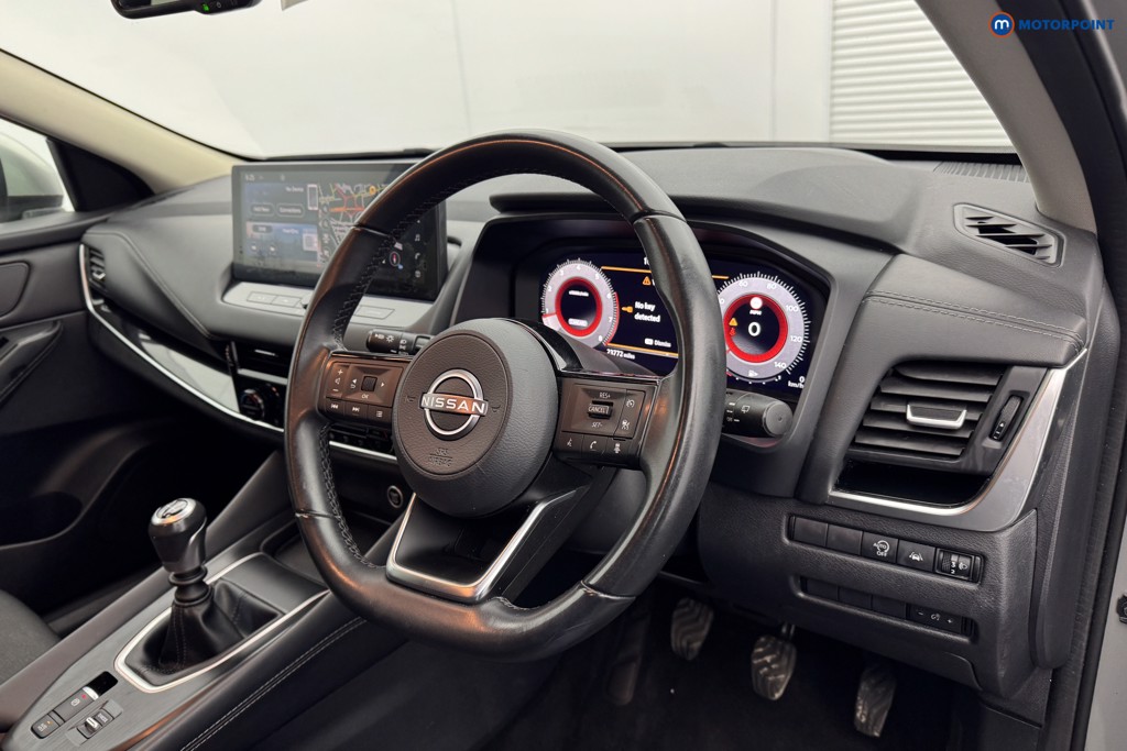 Nissan Qashqai N-Connecta Manual Petrol SUV - Stock Number (1577669) - 7th supplementary image