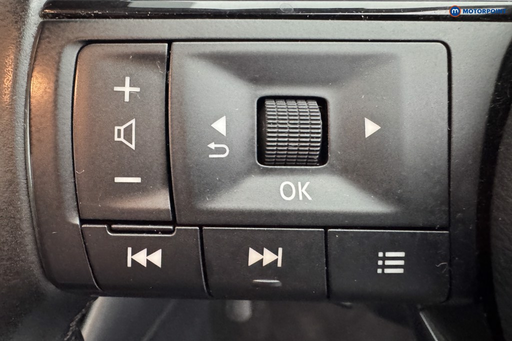 Nissan Qashqai N-Connecta Manual Petrol SUV - Stock Number (1577669) - 19th supplementary image