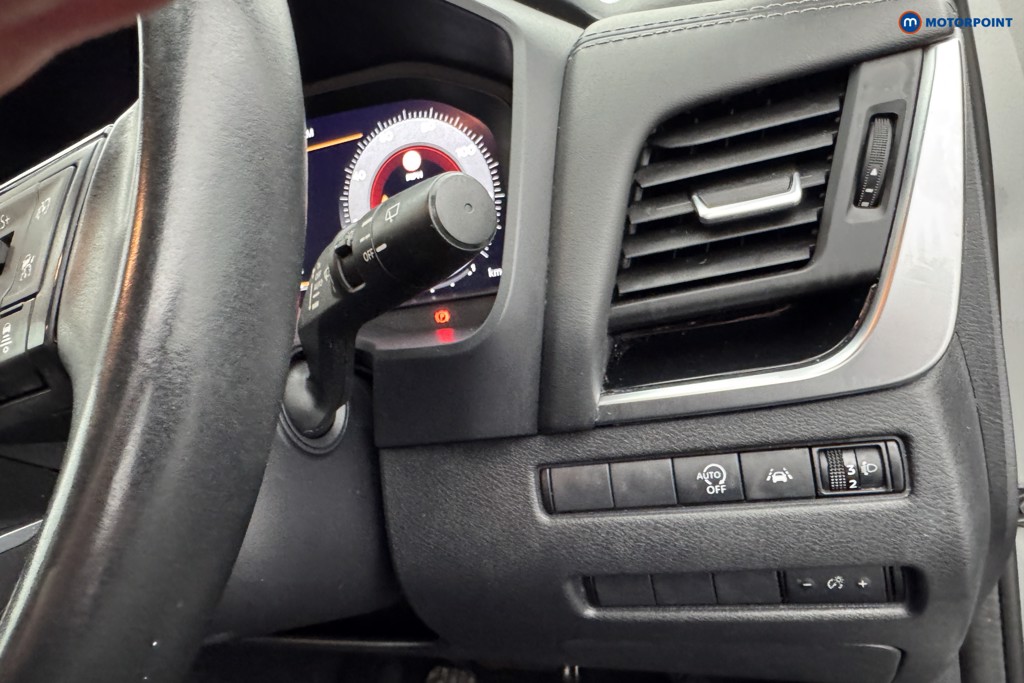 Nissan Qashqai N-Connecta Manual Petrol SUV - Stock Number (1577669) - 21st supplementary image