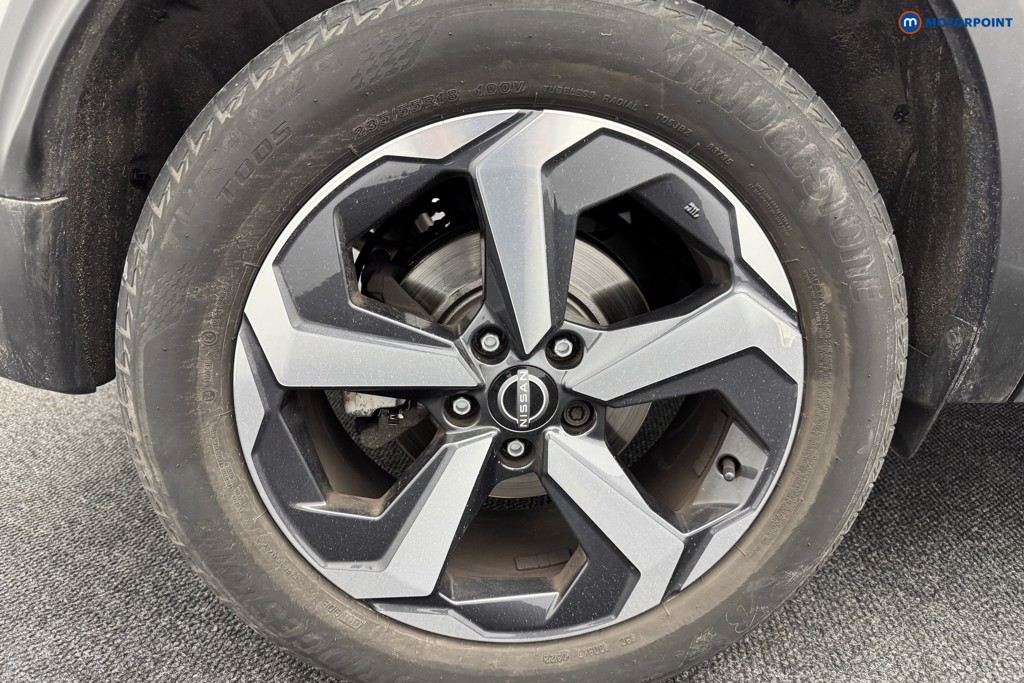 Nissan Qashqai N-Connecta Manual Petrol SUV - Stock Number (1577669) - 32nd supplementary image