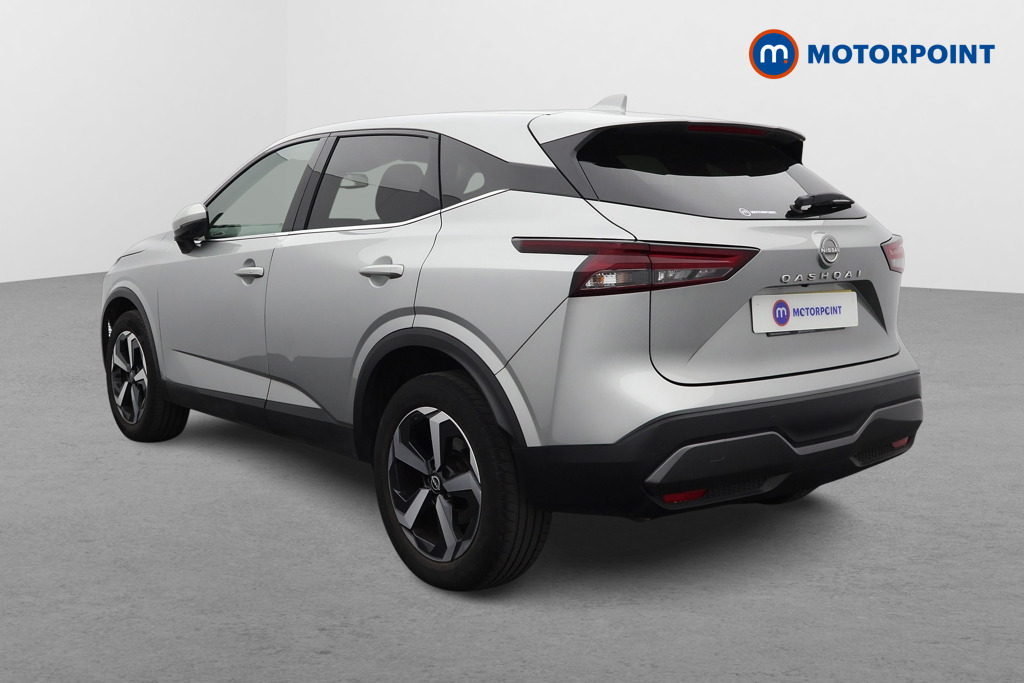 Nissan Qashqai N-Connecta Manual Petrol SUV - Stock Number (1577669) - Passenger side rear corner