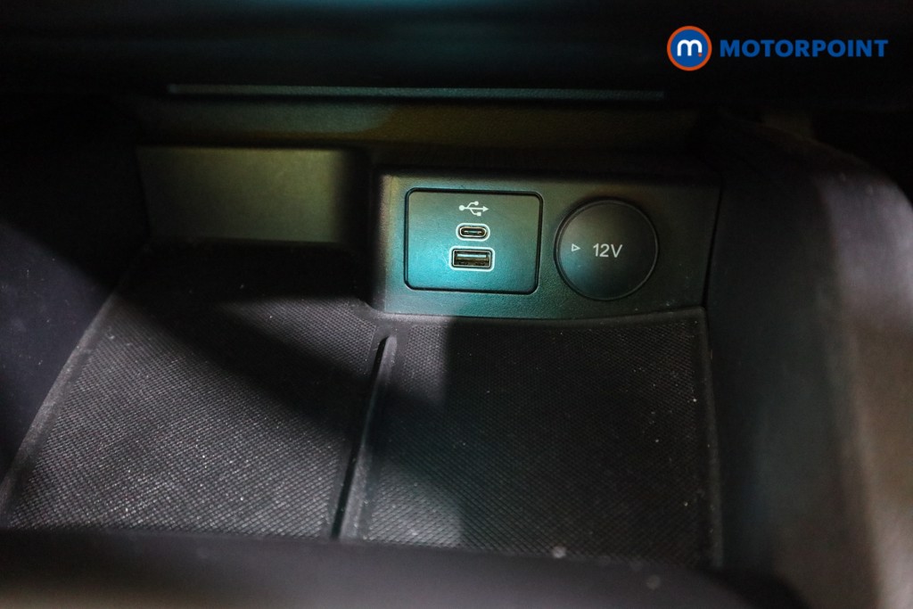 Ford Focus St-Line Manual Petrol Hatchback - Stock Number (1577862) - 8th supplementary image