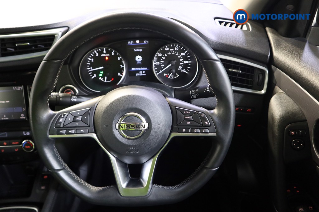 Nissan Qashqai Tekna Manual Petrol SUV - Stock Number (1578268) - 2nd supplementary image