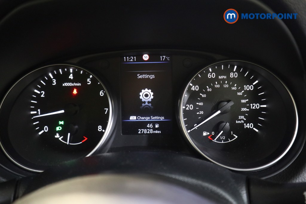 Nissan Qashqai Tekna Manual Petrol SUV - Stock Number (1578268) - 5th supplementary image
