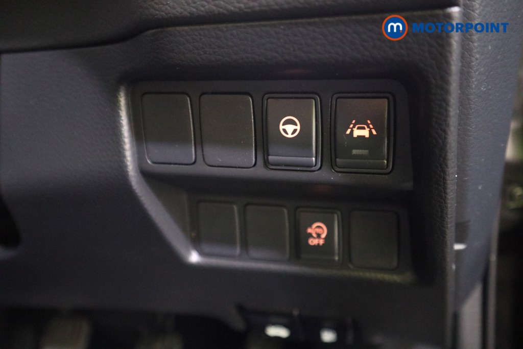 Nissan Qashqai Tekna Manual Petrol SUV - Stock Number (1578268) - 11th supplementary image