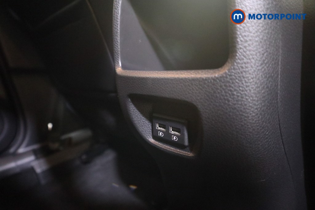 Nissan Qashqai Tekna Manual Petrol SUV - Stock Number (1578268) - 18th supplementary image
