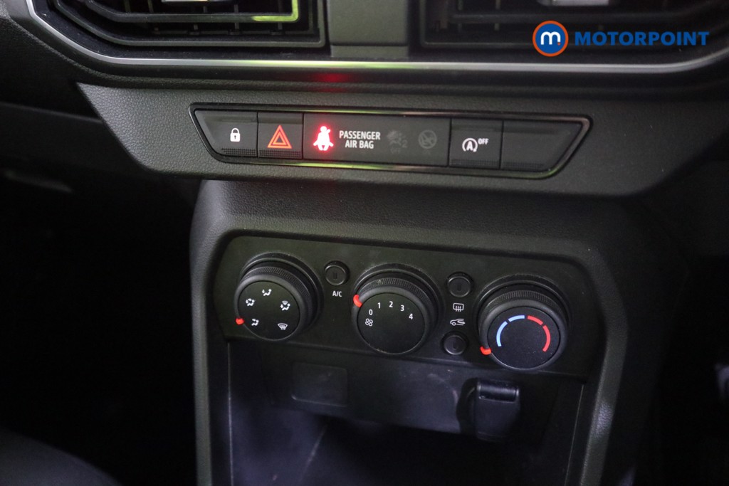 Dacia Sandero Essential Manual Petrol Hatchback - Stock Number (1579292) - 8th supplementary image