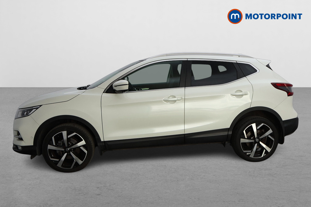 Nissan Qashqai Tekna Manual Diesel SUV - Stock Number (1579513) - Passenger side
