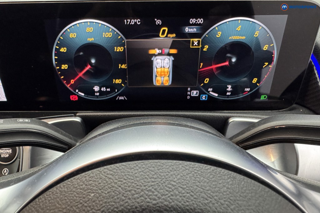 Mercedes-Benz GLB Amg Line Automatic Petrol SUV - Stock Number (1579983) - 9th supplementary image