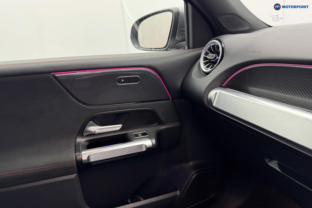 Mercedes-Benz GLB Amg Line Automatic Petrol SUV - Stock Number (1579983) - 16th supplementary image