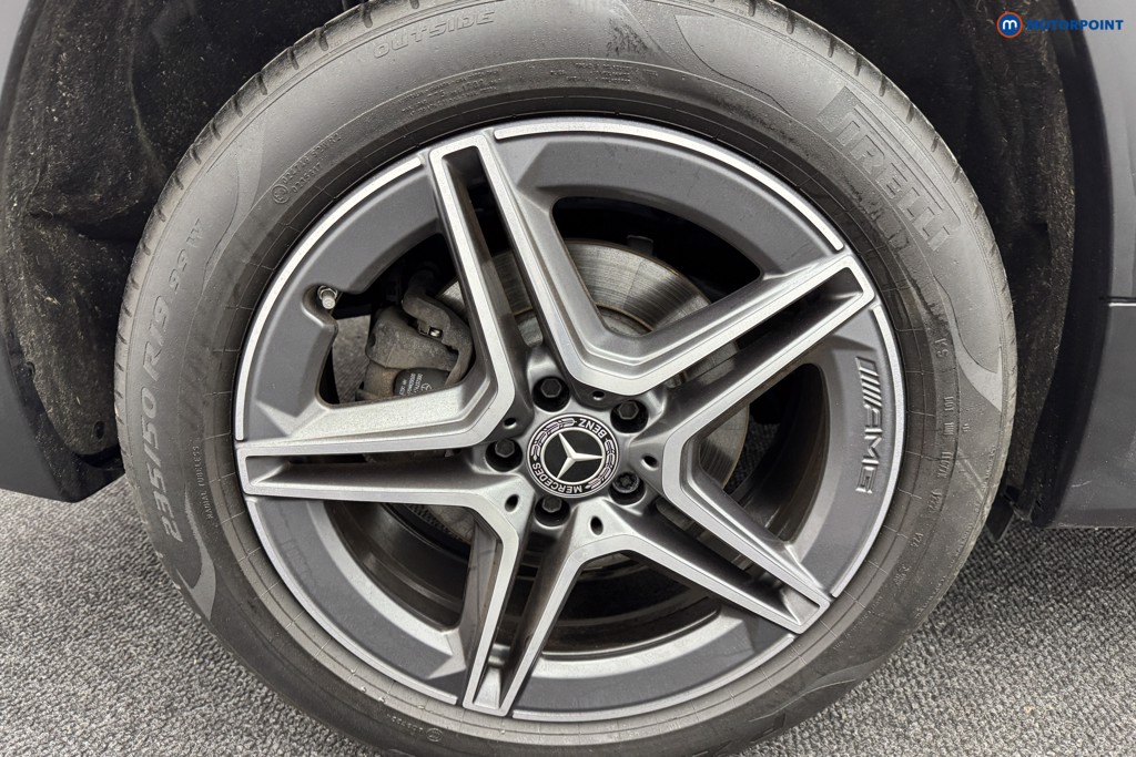 Mercedes-Benz GLB Amg Line Automatic Petrol SUV - Stock Number (1579983) - 31st supplementary image