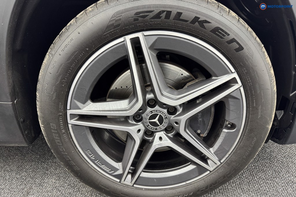Mercedes-Benz GLB Amg Line Automatic Petrol SUV - Stock Number (1579983) - 32nd supplementary image