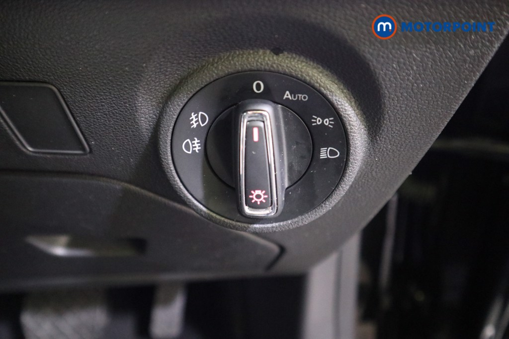 Seat Leon Fr Black Edition Automatic Petrol Hatchback - Stock Number (1580009) - 11th supplementary image