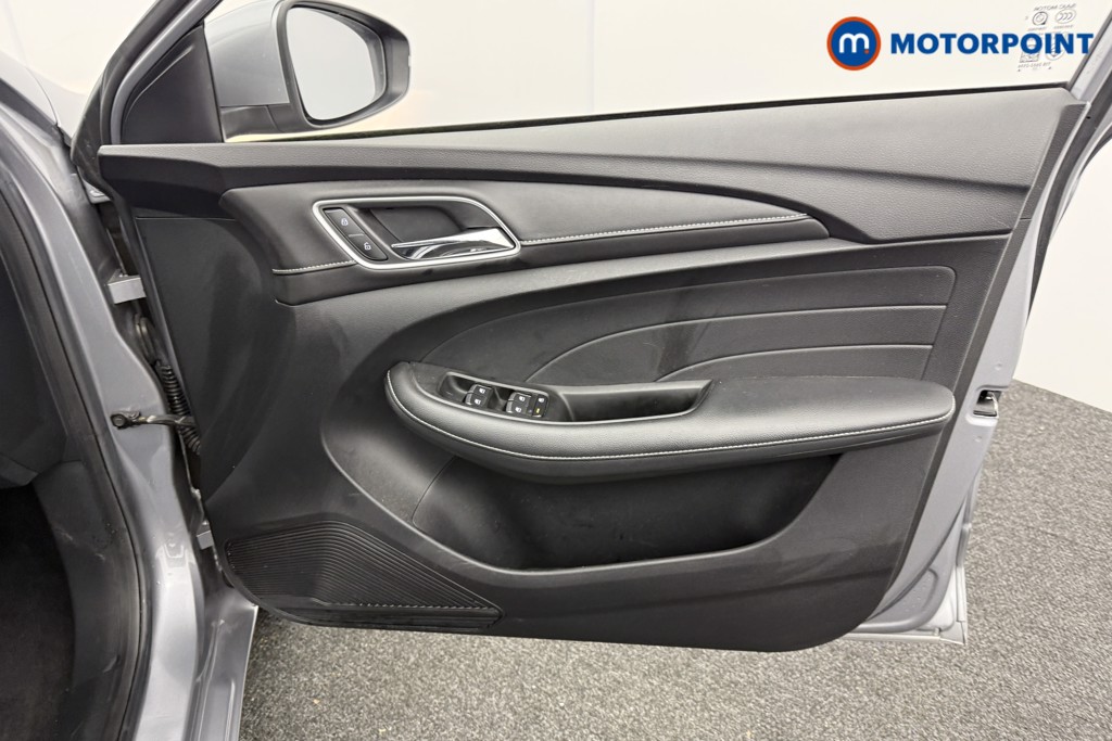Mg Motor Uk MG5 Excite Automatic Electric Estate - Stock Number (1580038) - 17th supplementary image