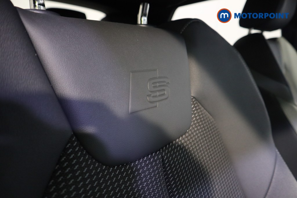 Audi A1 Black Edition Manual Petrol Hatchback - Stock Number (1580422) - 17th supplementary image