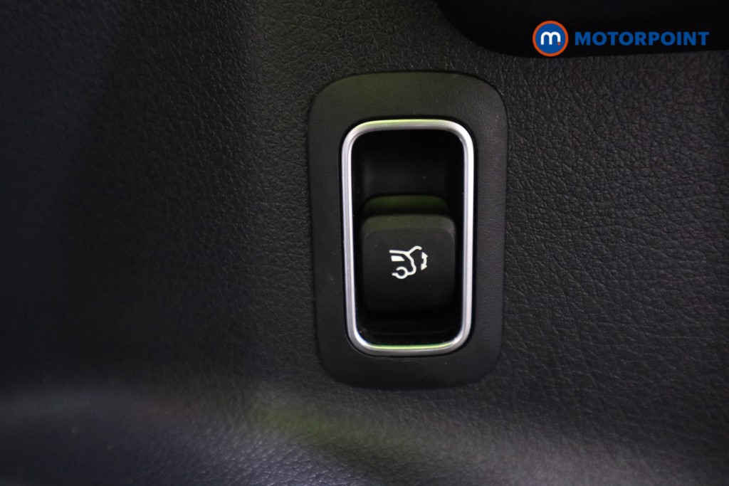Mercedes-Benz GLB Amg Line Automatic Diesel SUV - Stock Number (1580734) - 15th supplementary image