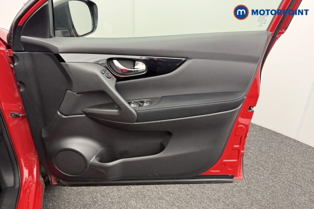 Nissan Qashqai Acenta Premium Manual Petrol SUV - Stock Number (1580773) - 17th supplementary image