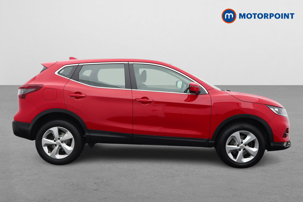 Nissan Qashqai Acenta Premium Manual Petrol SUV - Stock Number (1580773) - Drivers side