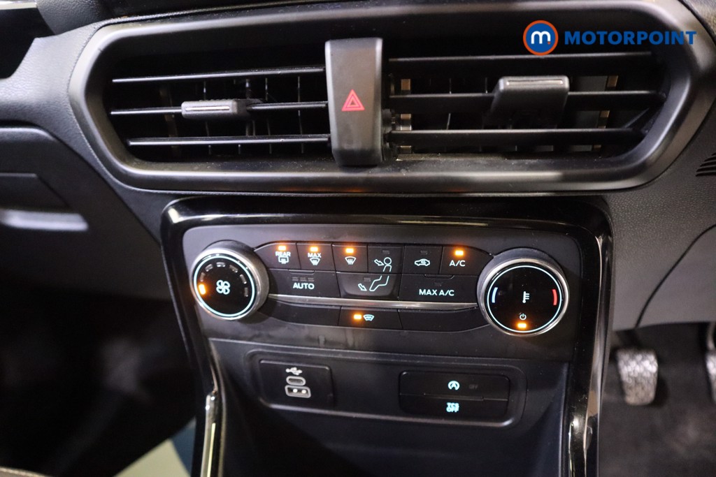 Ford Ecosport Titanium Manual Petrol SUV - Stock Number (1581023) - 6th supplementary image