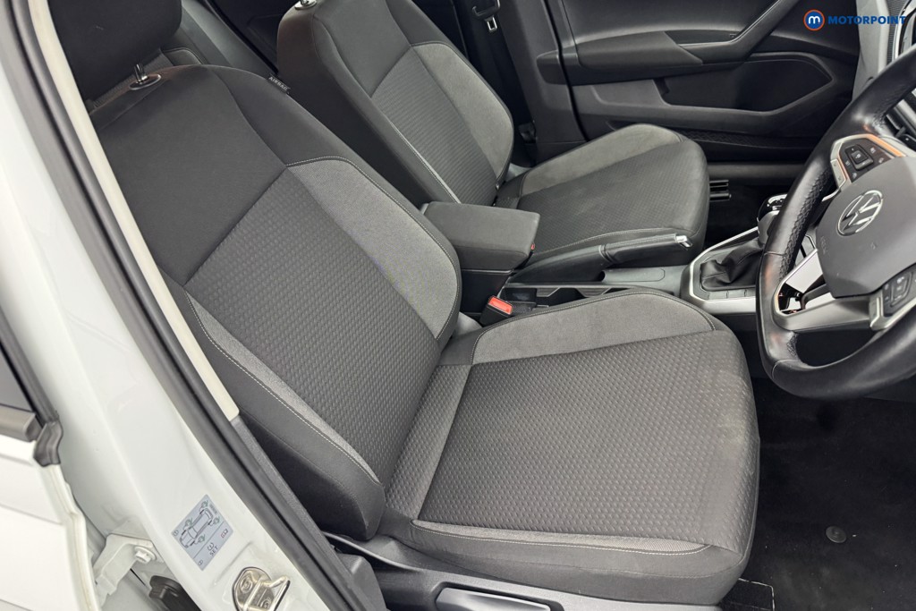 Volkswagen Polo Life Automatic Petrol Hatchback - Stock Number (1581396) - 5th supplementary image