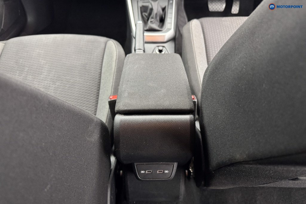 Volkswagen Polo Life Automatic Petrol Hatchback - Stock Number (1581396) - 10th supplementary image
