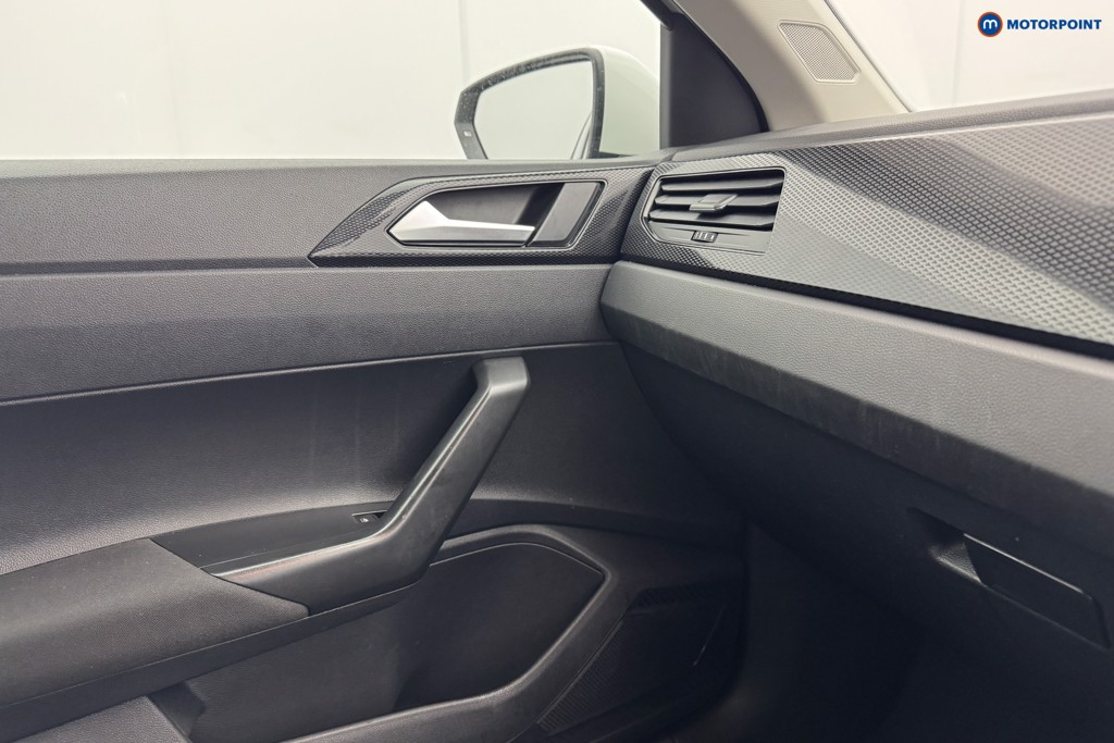 Volkswagen Polo Life Automatic Petrol Hatchback - Stock Number (1581396) - 17th supplementary image