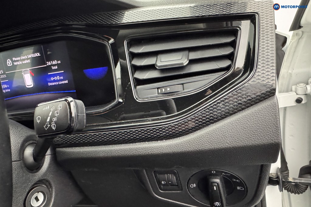 Volkswagen Polo Life Automatic Petrol Hatchback - Stock Number (1581396) - 20th supplementary image